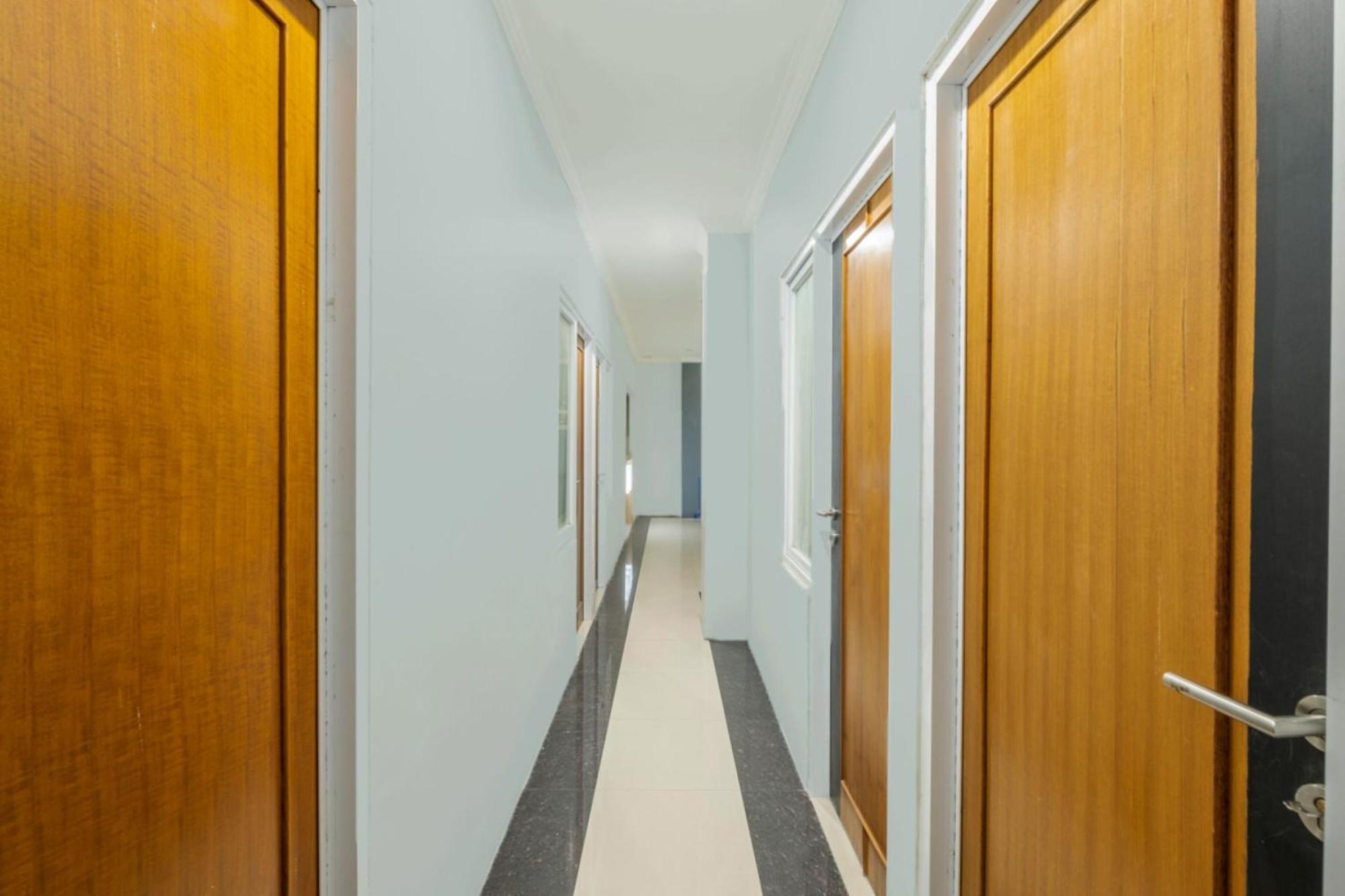Oyo Living 2195 Al Jazeerah Residence Syariah Bandung Esterno foto